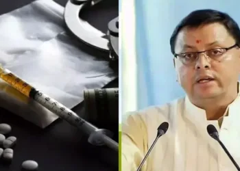 Uttarakhand Chief Minister Pushkar Singh Dhami (Right)