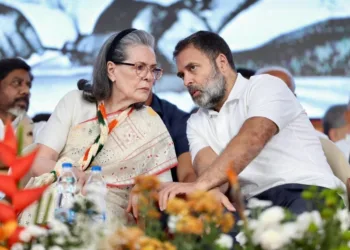 Rahul Gandhi with mother Sonia Gandhi
