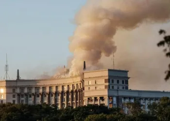 In the latest escalation of Russia-Ukraine war, Moscow has hit the cabinet building in Kiev; Kiev retaliated by striking the Russian oil pipeline