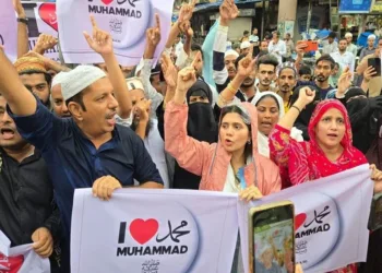 Police stations attacked, inspectors threatened as violence spreads over ‘I Love Muhammad’ slogans