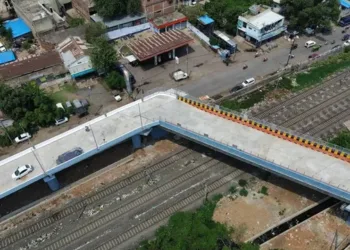 The 90 degree bridge in Bhopal