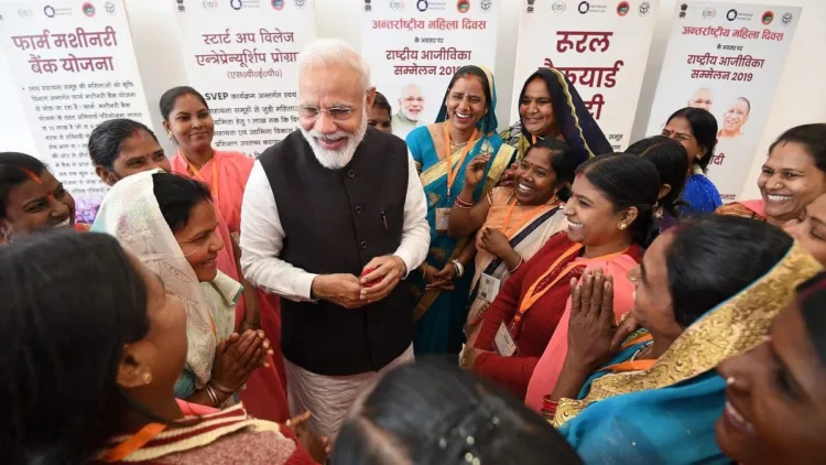 Prime Minister with women at an event (Old Photo)