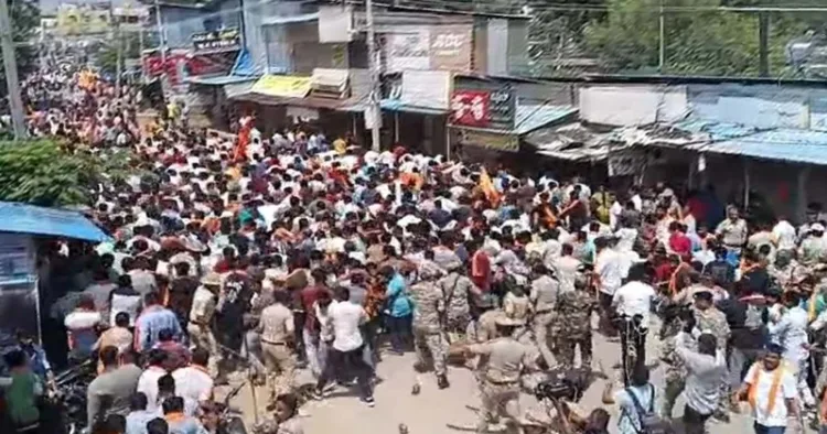 Outrage over stone pelting by Islamists from mosque during Ganesh visarjan procession
