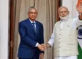 (Left) Prime Minister of Mauritius, Dr Navinchandra Ramgoolam (Right)PM Narendra Modi