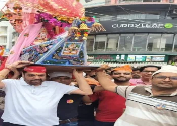 The celebration of the Chaliha Mahotsav signifies cultural and spiritual life for the Sindhi and Siraiki communities in India