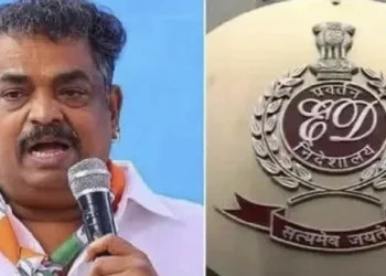 Karwar Congress MLA Satish Sail (Left)