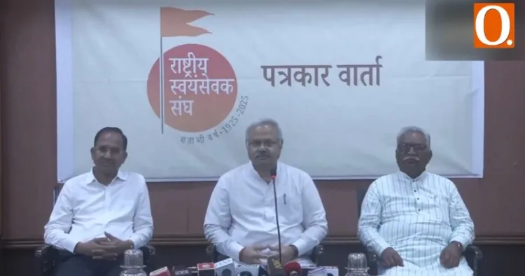 Rashtriya Swayamsevak Sangh, Akhil Bharatiya Prachar Pramukh, Sunil Ambekar (in the centre) addressing the media
