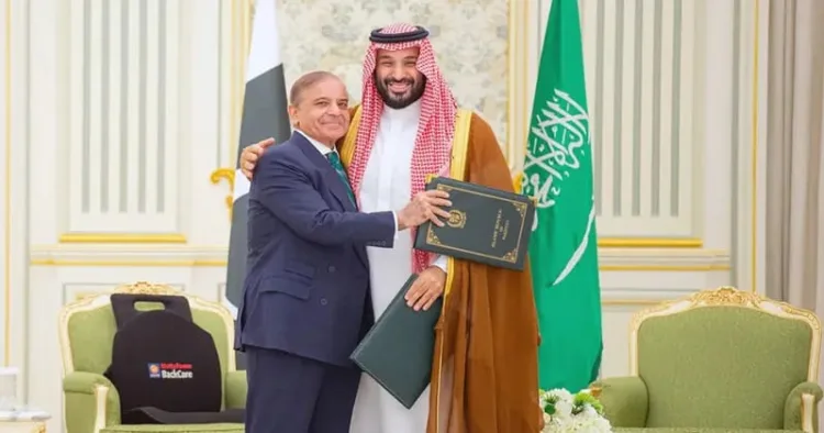 Pakistan PM Shehbaz Sharif and Saudi Prince Mohammed Bin Salman