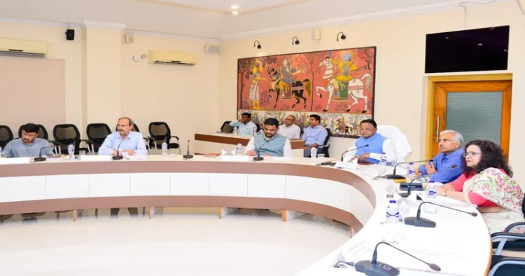 Chief Minister Mohan Charan Majhi chairing the 42nd High Level Clearance Authority meeting at Lok Seva Bhawan on 25 October 2025