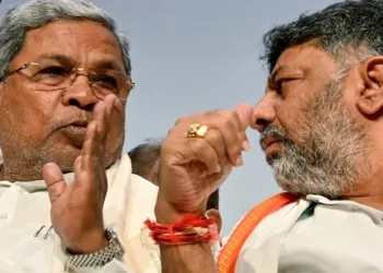 (Left) Karnataka CM Siddaramaiah (Right) Deputy CM DK Shivakumar