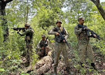 Security personnel keeping vigil in the jungle of Sukma (Cover Story photos: Vijay Singh Rawat)