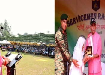 (Left) LG Manoj Sinha (Right) LG Manoj Sinha facilitating wife of a 1965 war veteran