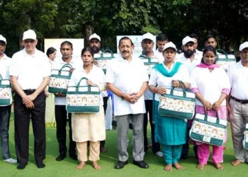 Dr. Jitendra Singh with team