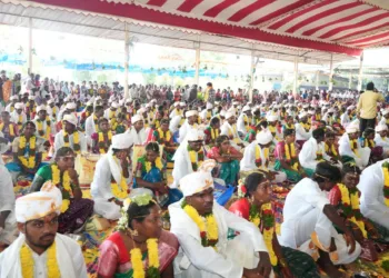 Mass wedding of 108 Chenchu couples by Vanavasi Kalyan Parishad at Achampet, Telangana