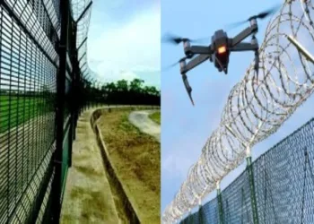 (Left) Modern fencing at Kutch border (Right) Drone guarding border