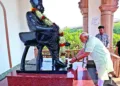 Prime Minister Narendra Modi on March 30 paid a floral tribute to Rashtriya Swayamsevak Sangh (RSS) founder Keshav Baliram Hedgewar at Smruti Mandir in Nagpur