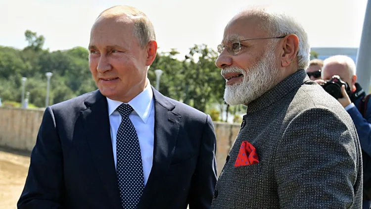 Russian President Putin with PM Modi (File Photo)