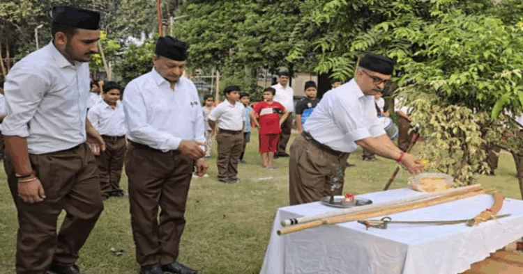 Swayamsevaks perform Shastra Puja