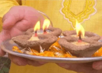 Diyas made from cowdung