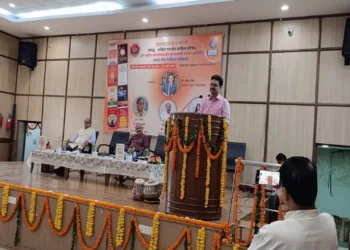 Prof Yogesh Singh, Vice-Chancellor of Delhi University at the inaugural session of the two-day Samagra Sangh Sahitya Paricharcha organised by Indraprastha Sahitya Bharati