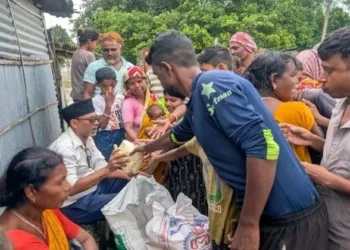 RSS Swayamsevaks lead flood relief operations in West Bengal