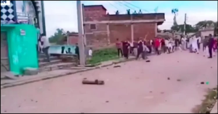 Islamists attack Hindu devotees during Durga Puja (Source: OpIndia)