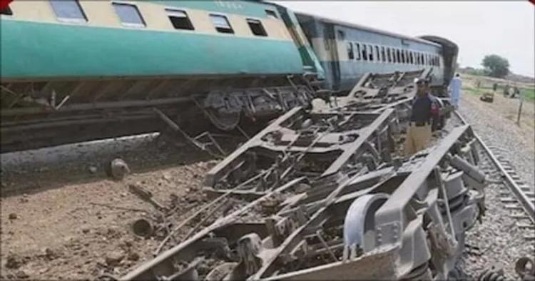 Jaffar Express attacked near Sindh-Balochistan border in Pakistan