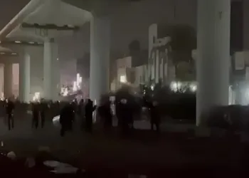 Lahore erupts in chaos as tensions escalate between Punjab police, TLP