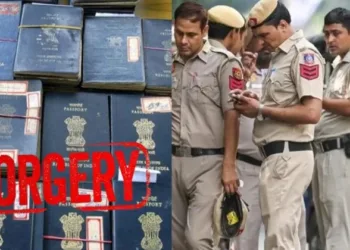 Delhi Police arrest Jharkhand man, seize forged passports also