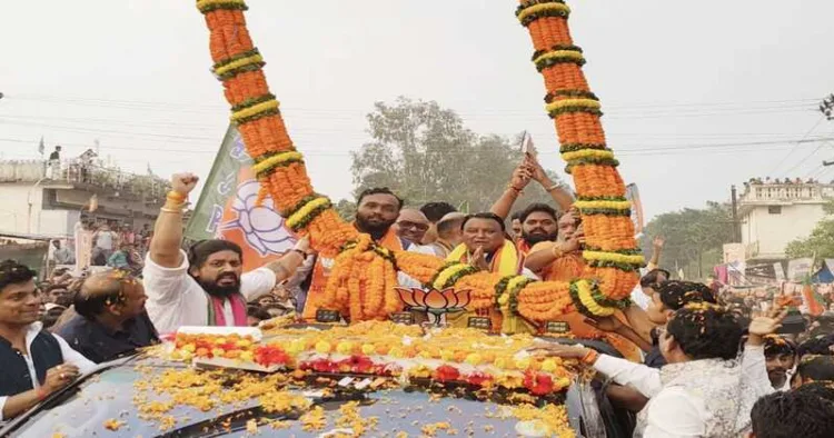 Chief Minister Mohan Majhi and others campaigning for Jay Dholakia for the Nuapada by-election (file image).