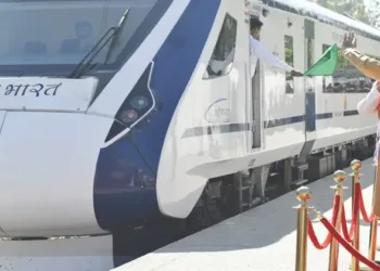 PM Modi flags off four new Vande Bharat trains(File Photo)