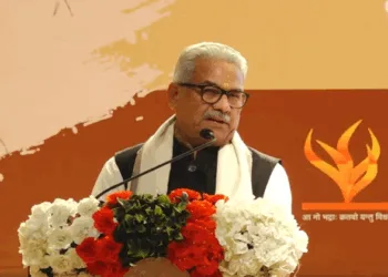 RSS Sah-Sarkaryavah Dr Krishna Gopal addressing the gathering on Day 1 of the four-day lecture series ‘Rashtriya Swayamsevak Sangh ki Shatabdi Yatra: Netritva ki Disha aur Bhumika’ organised by Bharatiya Vichar Manch
