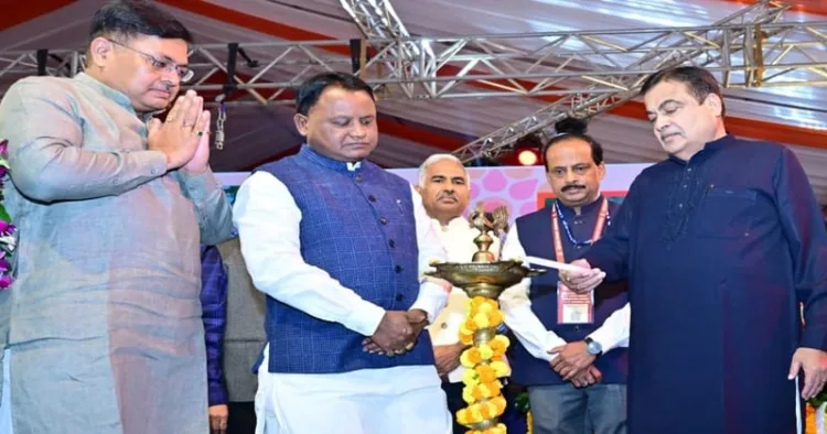 Union Minister for Road Transport Nitin Gadkari and Chief Minister Mohan Charan Majhi at the 84th Indian Roads Congress session held at Janata Maidan