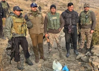 Police in Awantipora, along with security forces, busted the hideout and arrested a terrorist associate