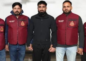 Canada Police has arrested gangster Goldy Dhillion's associate Bandhu in connection with the shooting at comedian Kapil Sharma's cafe in Surrey