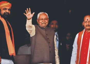 Bihar Chief Minister Nitish Kumar with deputy CMs Samrat Choudhary and Vijay Kumar Sinha, Image courtesy- Prabhat Khabar