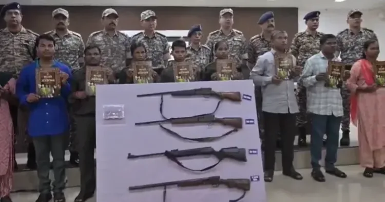 11 Maoists surrender before police in Maharashtra, Image SS- ANI