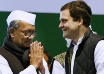 Digvijay Singh with Congress supremo Rahul Gandhi