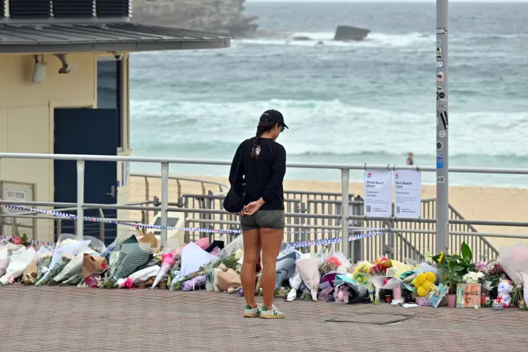 Visual from Bondi terror attack
