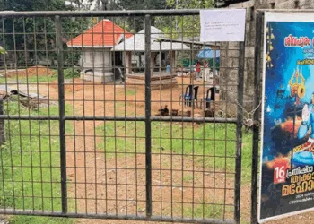 SDPI thugs threaten to demolish 100+ yr old Aralumoodu Shivapuram Mahadeva Temple in Neyyattinkara