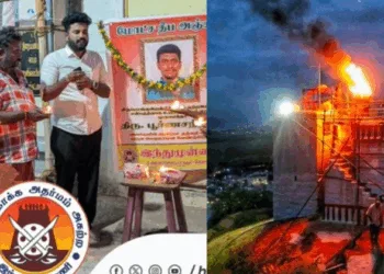 Hindu Munnani cadre with Moksha deepam for Poorna Chandran (Image Courtesy-Hindu Munnani media) (Left)
