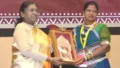 President of Bharat Droupadi Murmu conferred upon the National Handicrafts Award to Hirabai Baghel