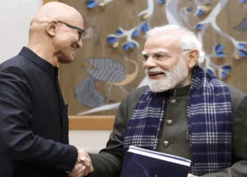 (Left) Microsoft Chairman and CEO Satya Nadella (Right) PM Narendra Modi