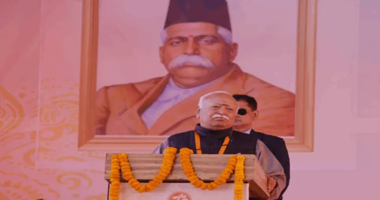 RSS Sarsanghchalak Dr Mohan Bhagwat addressing Yuva
Sammelan in Siliguri