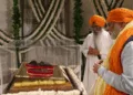 Prime Minister Narendra Modi paid tributes to Sri Guru Gobind Singh Ji