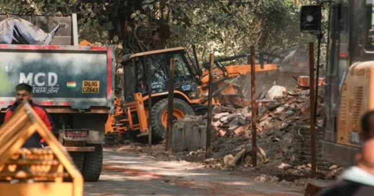 Illegal structures removed by Municipal Corporation of Delhi