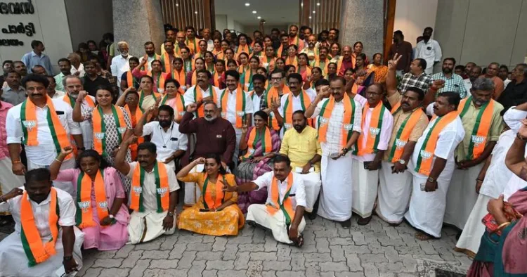 Kerala BJP state president Rajeev Chandrasekhar with the newly elected BJP councillors of the Thiruvananthapuram Municipal Corporation following the party’s historic civic poll victory