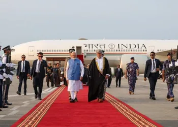 Prime Minister Narendra Modi and Oman's Deputy Prime Minister for Defence Affairs, Sayyid Shihab bin Tariq Al