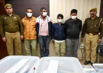 Noida police arrest seven men in mobile theft and robbery cases