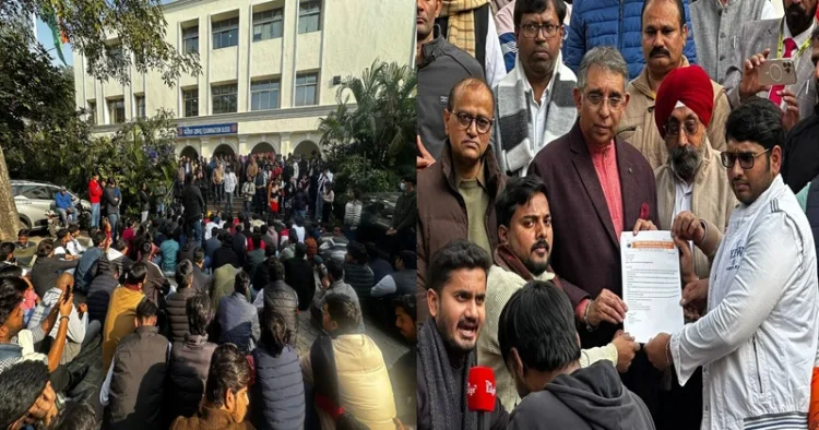 ABVP protests against exam irregularities at Delhi University, submits memorandum